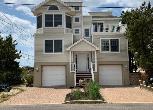 3 bed - 2.5 bath single family Brant Beach