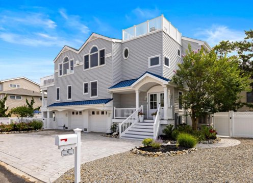 Magnolia Summer - 6 BR Home with a Pool and Steps from Beach!