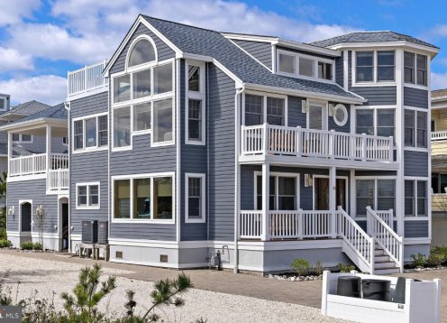Oceanfront Gem in Barnegat Light