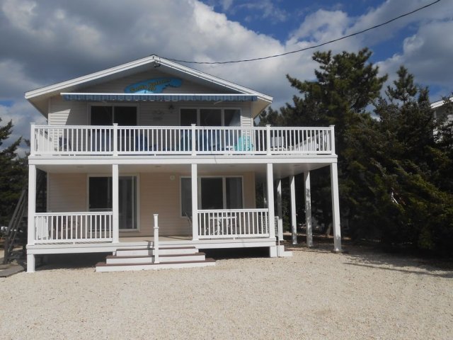 4 House Off Ocean, Immaculate, Pet Friendly