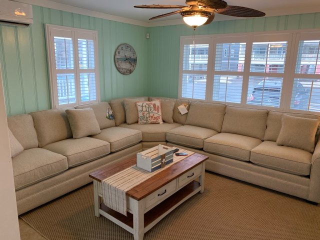 June weeks available - Ocean block 4 bedroom!