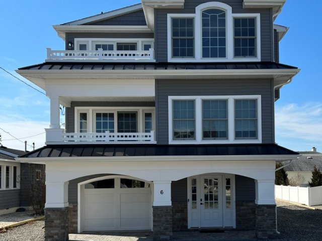 NEW (Built 2021) LBI HOME 1 Block from beach and bay