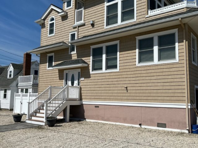 7 Houses from the Beach- book your 2026 vacation now!