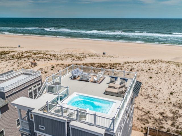 Oceanfront Roof-deck Heated Pool,3 Levels of Spectacular Views