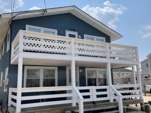 Charming, Affordable, and Quaint Second Floor - Ship Bottom Duplex