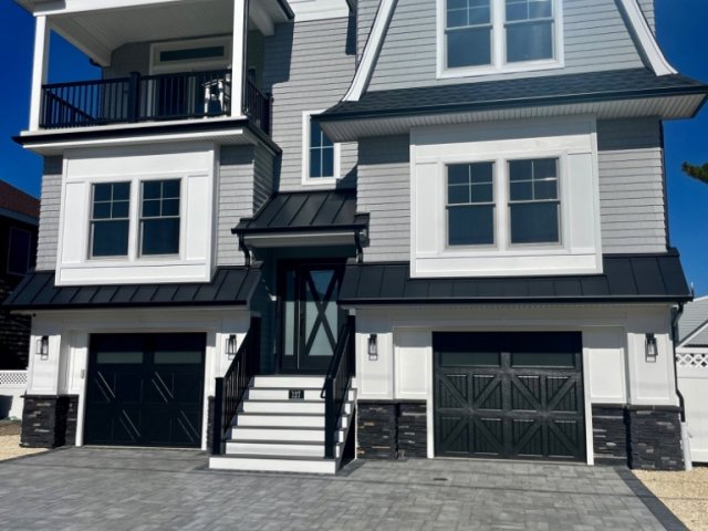 GREAT LOCATION!!!! New Construction. Oceanside Home with a POOL!