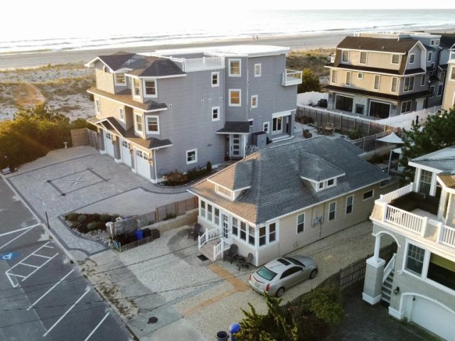 One off the beach on prime Ship Bottom block w firepit & outdoor TV