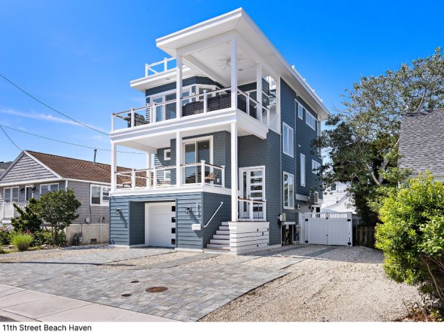 BRAND NEW 2025 Oceanside Home! Heated Pool, Walk Everywhere!