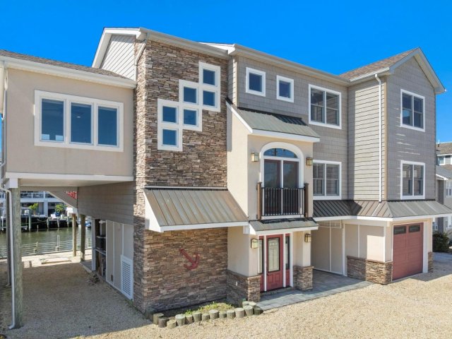 NEW LUXURY WATERFRONT LISTING. MINUTES FROM LBI