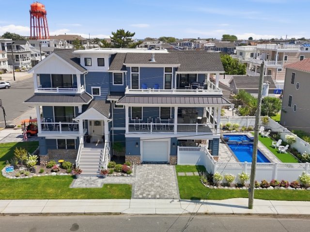 New Construction in the Heart of Beach Haven