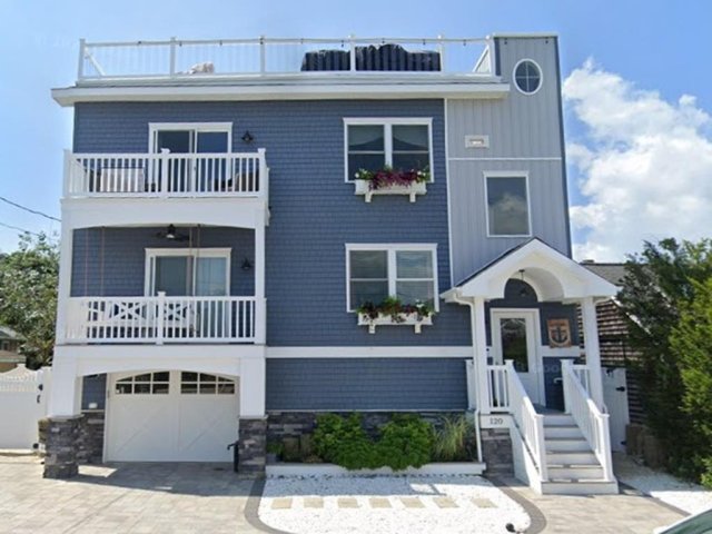 STEPS TO THE BEACH - FIVE BEDROOM AND OFFICE