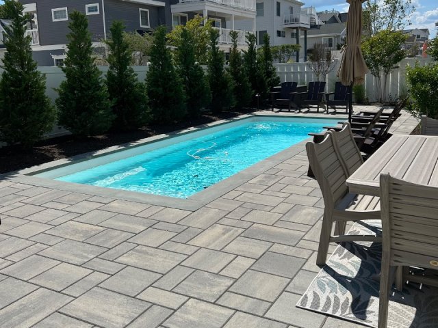 Beautiful 5 Bedroom with Pool and Ocean Views