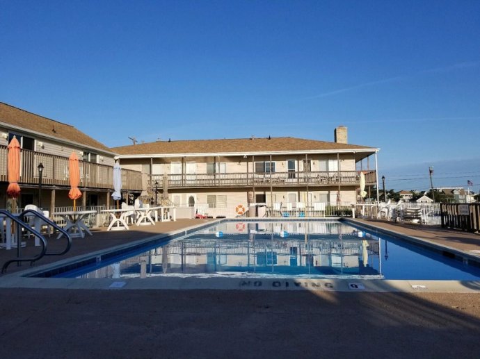 Beach Haven LBI; Inground Pool-Beachfront Complex-2nd FL-Cent AC